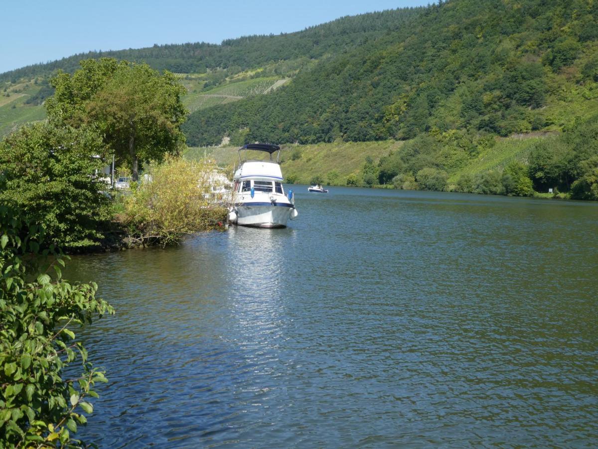 Hausboot Moselrose In Poelich Hotel Polich Exterior foto